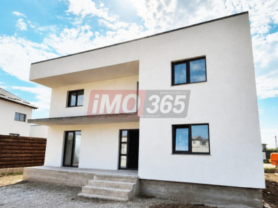 Casa P+1 cu 5 camere-3 bai - la 6km de Pitesti 