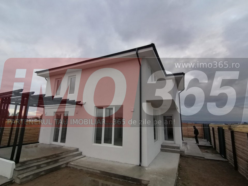 Casa Bradu | 148 mp SC | 340 mp teren | P+1 | 4 CAM | Constructie 2021 